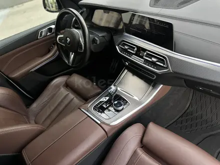 BMW X5 2020 года за 36 800 000 тг. в Алматы – фото 23