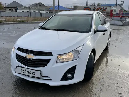 Chevrolet Cruze 2014 года за 4 500 000 тг. в Кульсары – фото 2