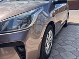 Kia Rio 2018 года за 5 000 000 тг. в Караганда