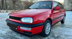 Volkswagen Golf 1997 года за 2 300 000 тг. в Караганда – фото 3