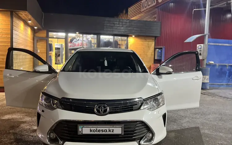 Toyota Camry 2015 года за 9 400 000 тг. в Тараз