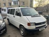 Volkswagen Transporter 1993 года за 2 750 000 тг. в Караганда – фото 2