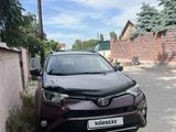 Toyota RAV4 2018 года за 12 500 000 тг. в Алматы – фото 2