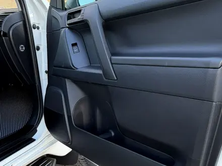 Toyota Land Cruiser Prado 2018 года за 20 700 000 тг. в Актау – фото 7