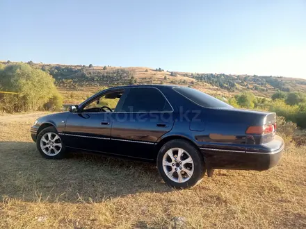 Toyota Camry 1998 года за 4 350 000 тг. в Шымкент – фото 14