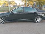 Mercedes-Benz S 500 2007 года за 7 500 000 тг. в Астана – фото 3