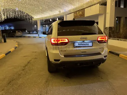 Jeep Grand Cherokee 2014 года за 14 500 000 тг. в Астана – фото 9