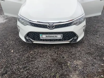 Toyota Camry 2017 года за 12 500 000 тг. в Астана – фото 10