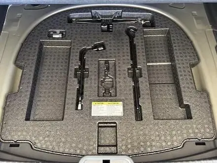 Lexus ES 350 2021 года за 23 500 000 тг. в Алматы – фото 10
