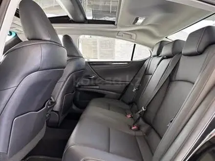 Lexus ES 350 2021 года за 23 500 000 тг. в Алматы – фото 16