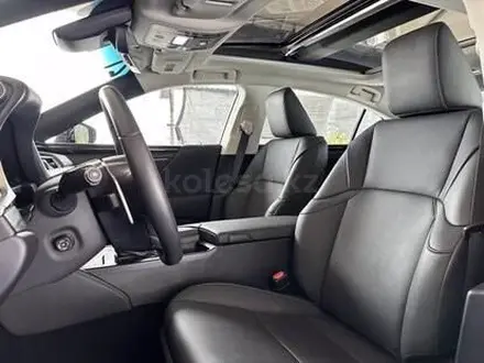 Lexus ES 350 2021 года за 23 500 000 тг. в Алматы – фото 6