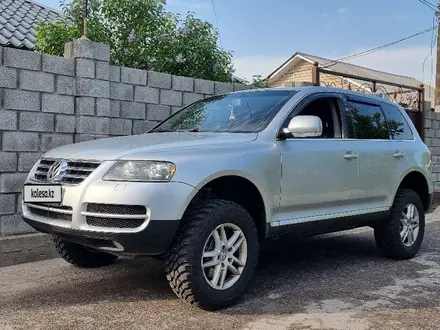 Volkswagen Touareg 2003 года за 5 000 000 тг. в Шымкент – фото 2