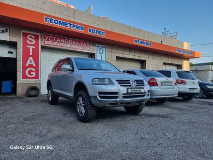 Volkswagen Touareg 2003 года за 5 000 000 тг. в Шымкент – фото 3