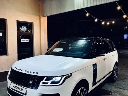 Land Rover Range Rover 2018 года за 41 000 000 тг. в Алматы