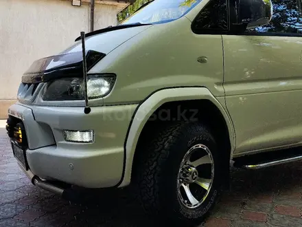 Mitsubishi Delica 2004 года за 7 900 000 тг. в Алматы – фото 4