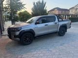 Toyota Hilux 2022 года за 25 000 000 тг. в Актау
