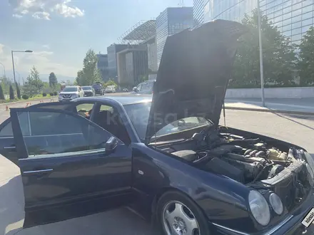 Mercedes-Benz E 280 1996 года за 2 500 000 тг. в Алматы – фото 16