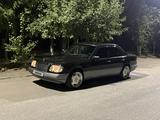 Mercedes-Benz E 280 1993 года за 2 800 000 тг. в Шымкент – фото 2