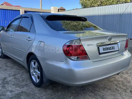 Toyota Camry 2005 года за 6 500 000 тг. в Актобе – фото 3