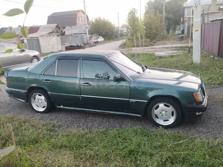 Mercedes-Benz E 280 1995 года за 1 800 000 тг. в Караганда – фото 4