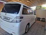 Toyota Vellfire 2010 года за 7 100 000 тг. в Алматы – фото 3