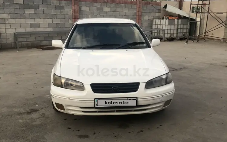 Toyota Camry 1998 годаүшін2 650 000 тг. в Алматы