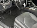 Toyota Camry 2018 года за 12 200 000 тг. в Атырау – фото 11