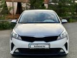Kia Rio 2021 года за 7 200 000 тг. в Уральск – фото 2