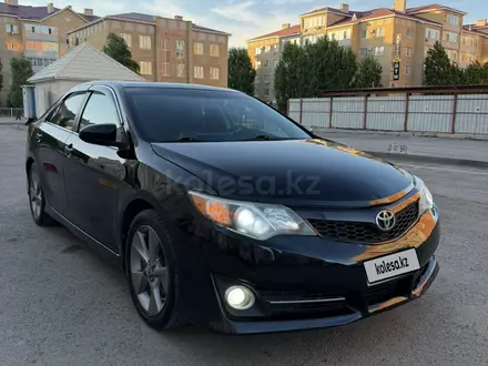 Toyota Camry 2013 года за 6 500 000 тг. в Актобе