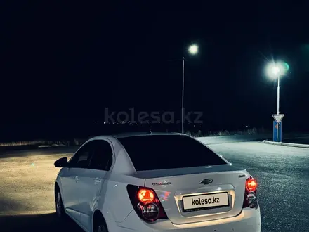 Chevrolet Aveo 2013 года за 4 000 000 тг. в Усть-Каменогорск – фото 2