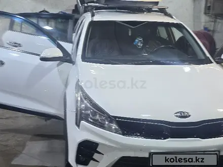 Kia Rio X-Line 2021 года за 7 500 000 тг. в Астана