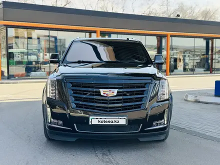 Cadillac Escalade 2016 года за 30 000 000 тг. в Алматы