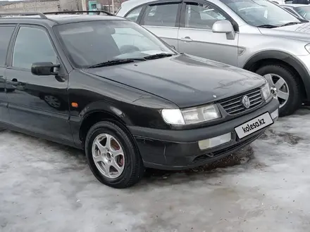 Volkswagen Passat 1994 года за 1 650 000 тг. в Сарыагаш – фото 7