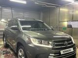 Toyota Highlander 2016 года за 15 000 000 тг. в Астана – фото 3