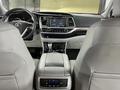 Toyota Highlander 2016 года за 15 000 000 тг. в Астана
