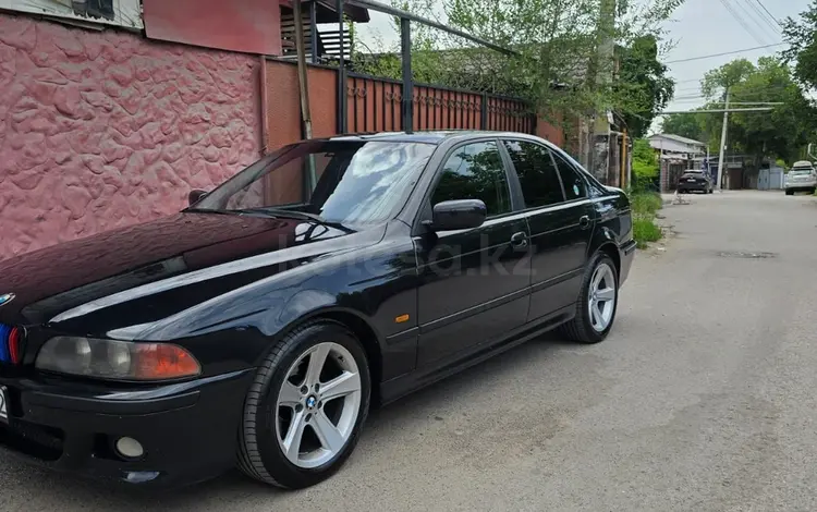 BMW 528 1998 года за 3 100 000 тг. в Алматы