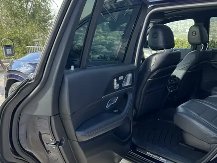 Mercedes-Benz GLS 450 2021 года за 44 000 000 тг. в Алматы – фото 25