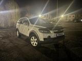 Chevrolet Captiva 2008 года за 5 000 000 тг. в Риддер – фото 2