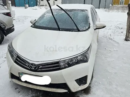 Toyota Corolla 2015 года за 7 900 000 тг. в Актобе