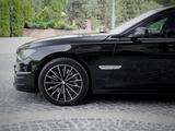 BMW 750 2009 года за 9 000 000 тг. в Алматы – фото 2