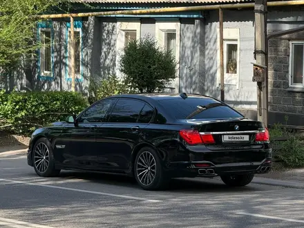 BMW 750 2009 года за 9 500 000 тг. в Алматы – фото 21