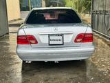 Mercedes-Benz E 230 1997 годаfor2 200 000 тг. в Тараз – фото 5