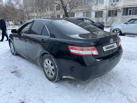 Toyota Camry 2010 года за 6 300 000 тг. в Актобе – фото 4