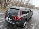 Volkswagen Touareg 2008 года за 7 350 000 тг. в Алматы – фото 5