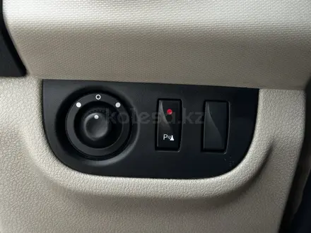Renault Logan 2019 года за 4 890 000 тг. в Актобе – фото 15