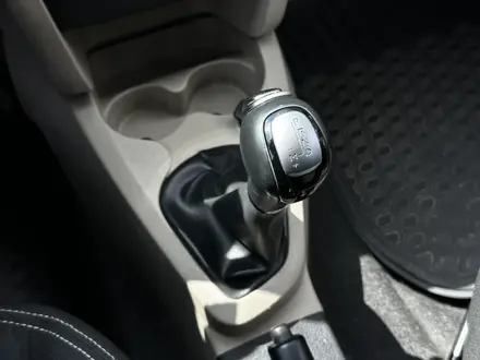 Renault Logan 2019 года за 4 890 000 тг. в Актобе – фото 9