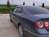 Volkswagen Passat 2008 года за 3 580 000 тг. в Тараз – фото 5