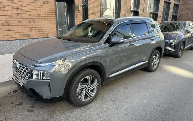 Hyundai Santa Fe 2021 года за 13 500 000 тг. в Астана