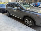 Hyundai Santa Fe 2021 года за 13 500 000 тг. в Астана – фото 2