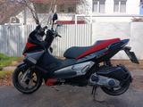 Aprilia  sr max 300 2015 годаfor1 200 000 тг. в Алматы